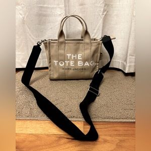 The Totebag Marc Jacobs